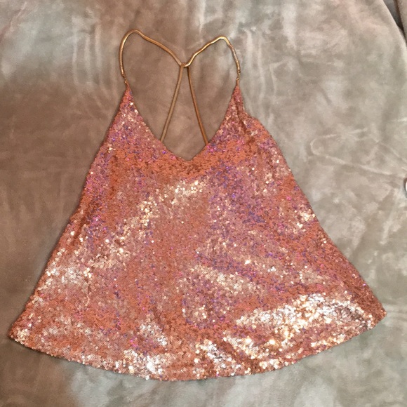 Rosette Tops - Rose gold Rosette sequin top